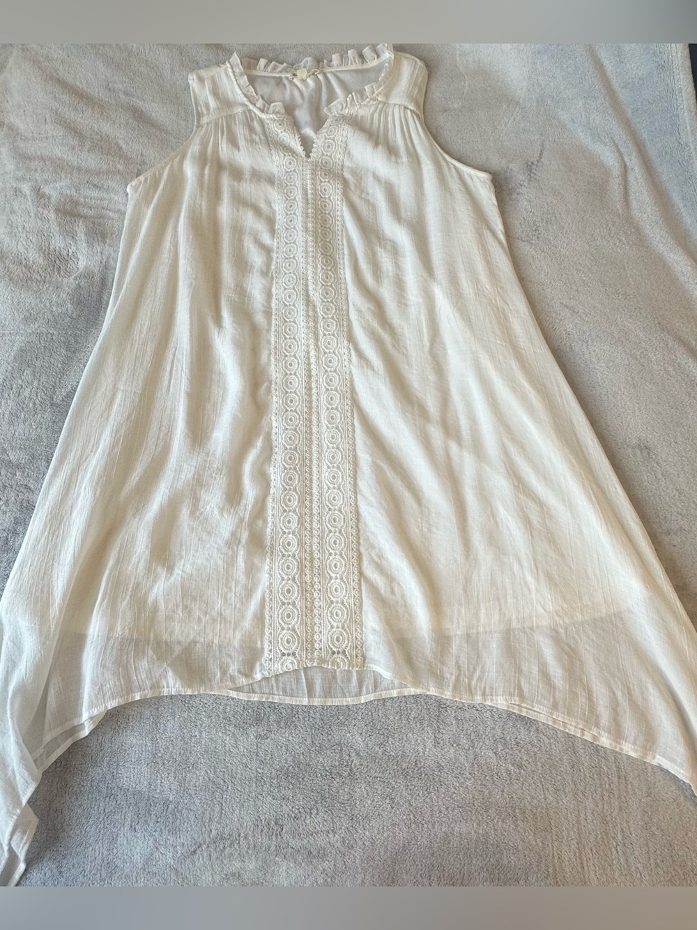Sleeveless White Lace-Trim Tunic Dress